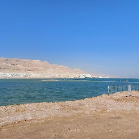 המקום של כרמית 尼夫佐哈 外观 照片