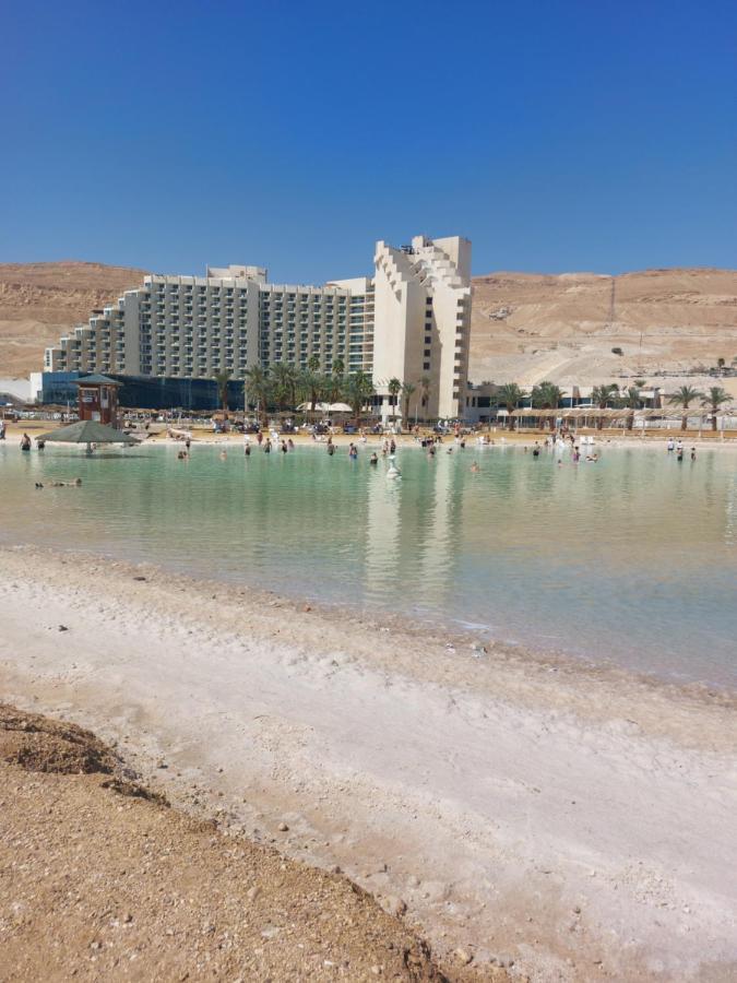 המקום של כרמית 尼夫佐哈 外观 照片